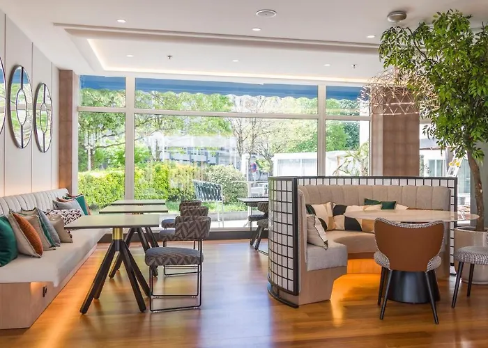 Ilunion Ξενοδοχείο